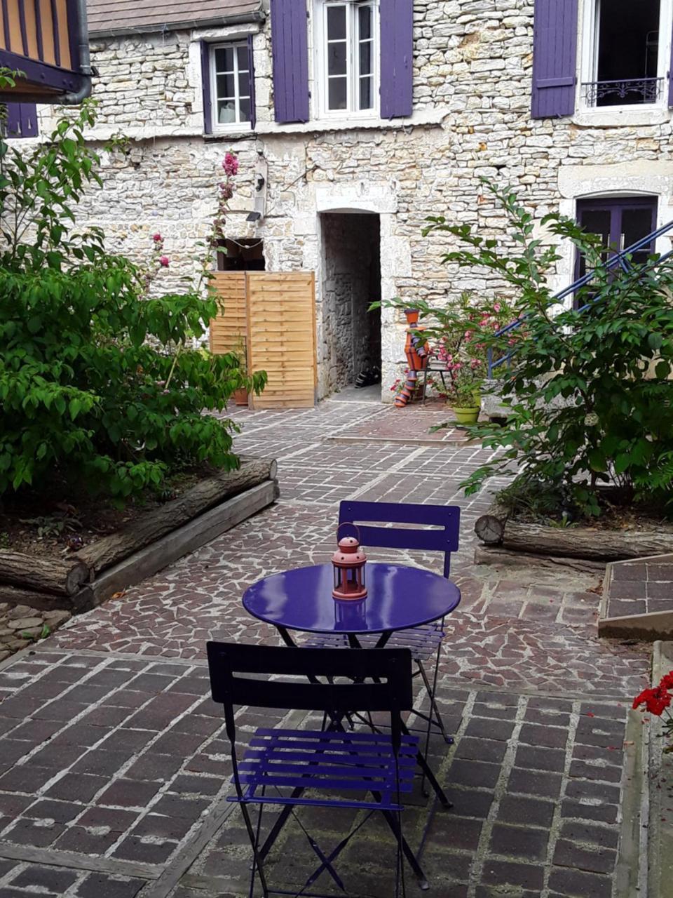 Chambres d'hotes Les Coutas Mailly-la-Ville Extérieur photo